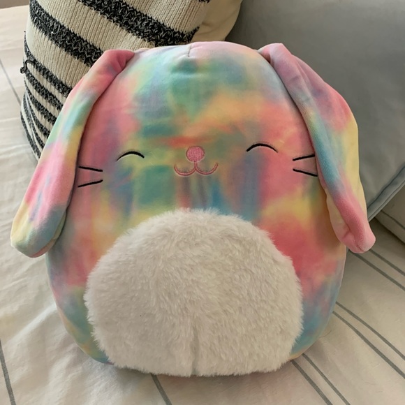 Candy Squishmallow - Picture 1 of 1